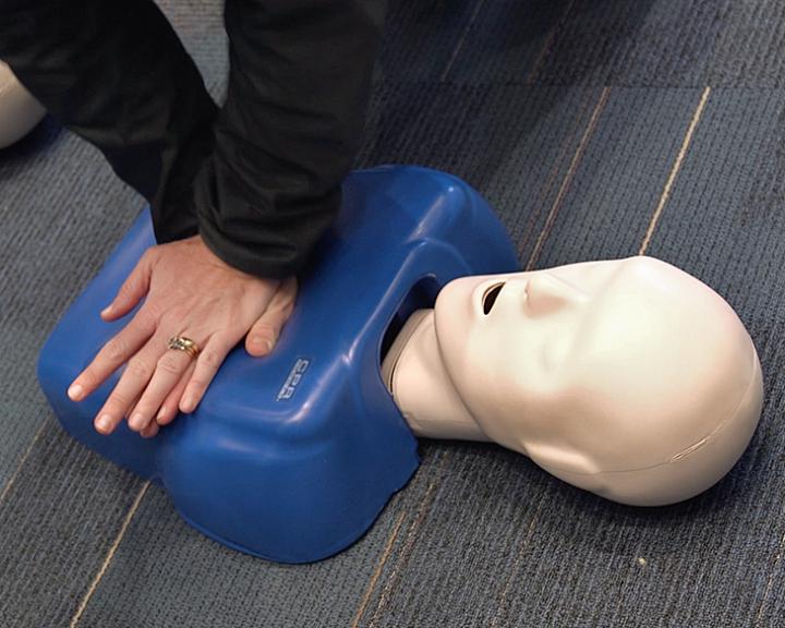 Cardiac Arrests in Black Neighborhoods Less Likely to get CPR, Defibrillation