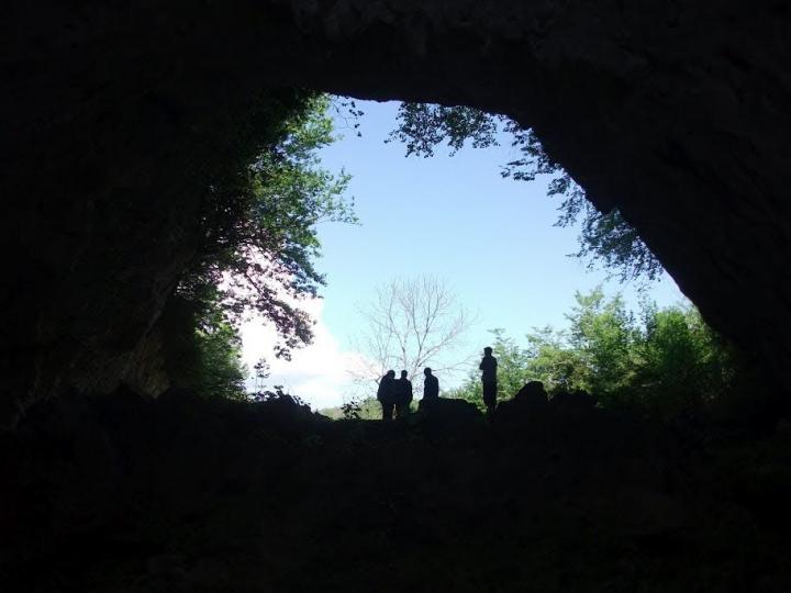 Satsurblia Cave