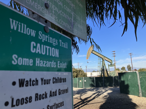 Oil well near a public park