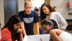 Georgetown students studying in a Biology lab.