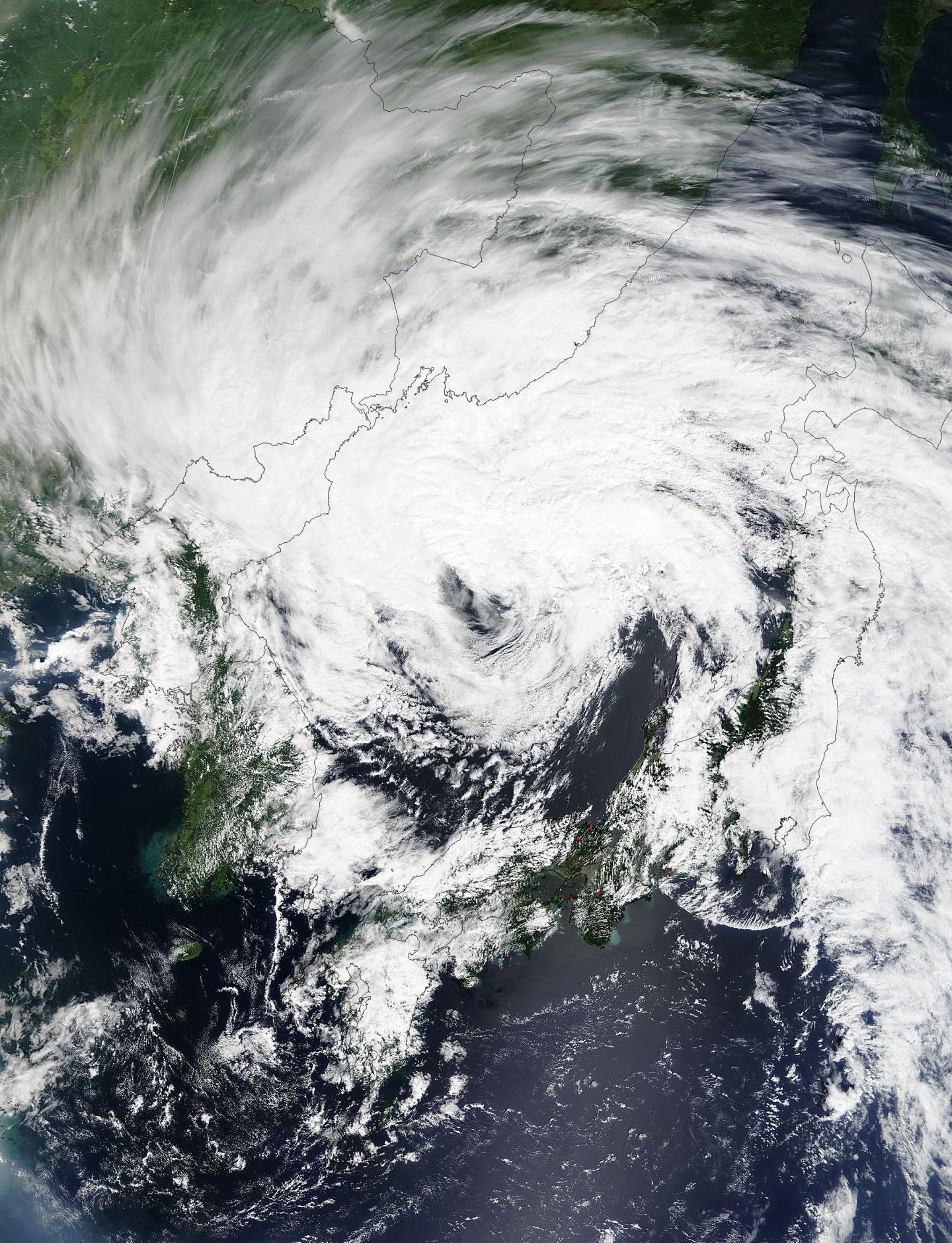 NASA Sees Extra-Tropical Cyclone Goni Over Sea of Japan