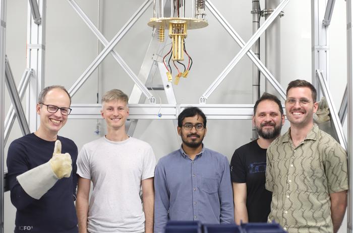 ICFO researchers in the lab