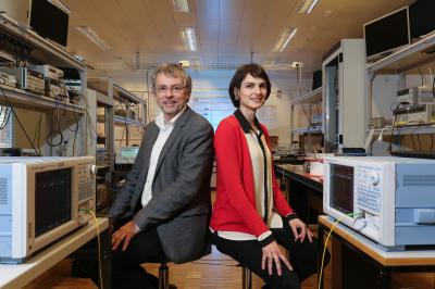 Luc Thévenaz and Camille Brès, Ecole Polytechnique Fédérale de Lausanne 
