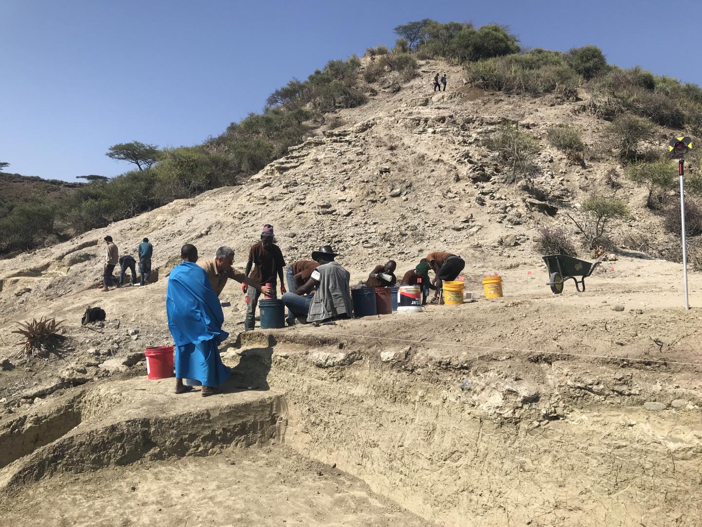 Excavation in the upper deposits at Ewass Oldupa
