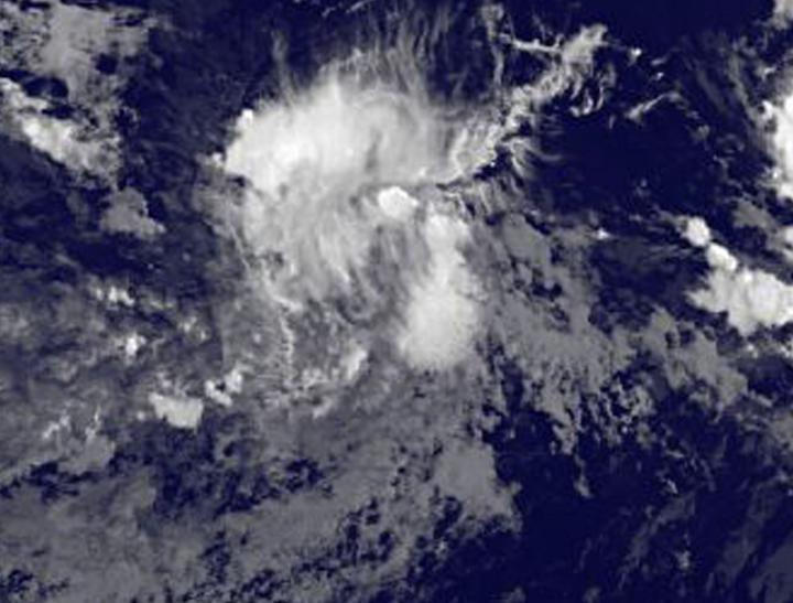 Tropical Storm Depression 8E inhibited by two other storms