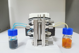 Aqueous redox flow battery device