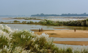 Fishing-in-Damodar-river