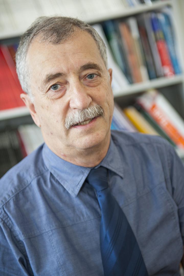 Alexander Aruin, University of Illinois at Chicago