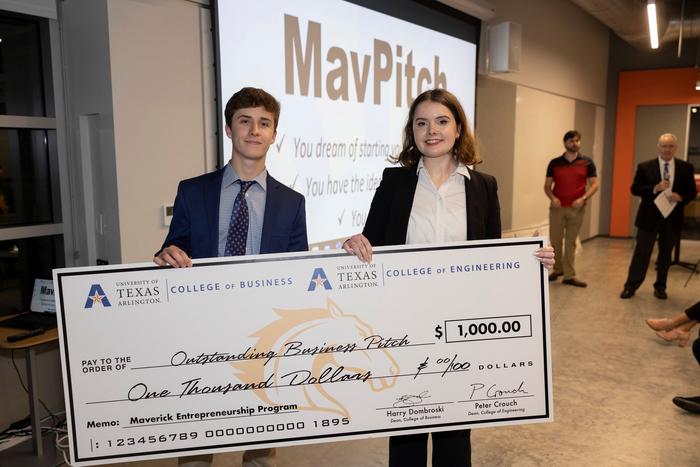 UTA's MavPitch Contest