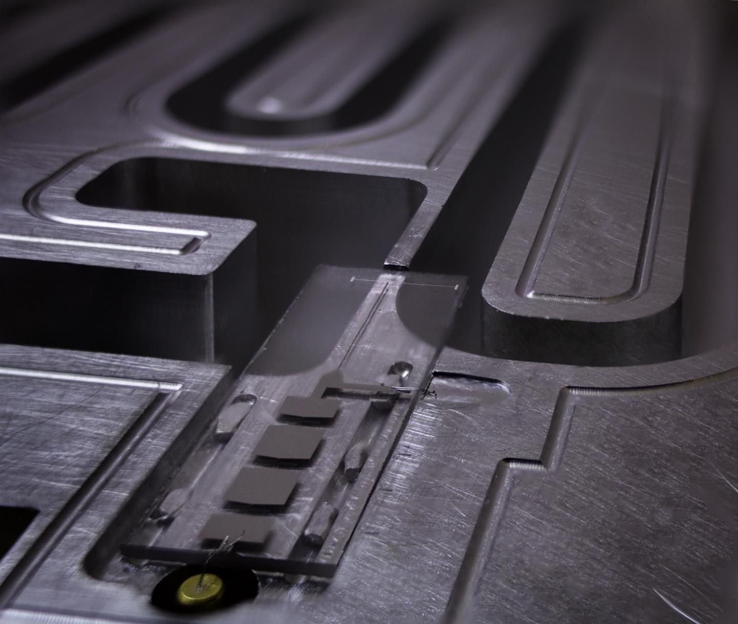 Multimode Quantum Resonator