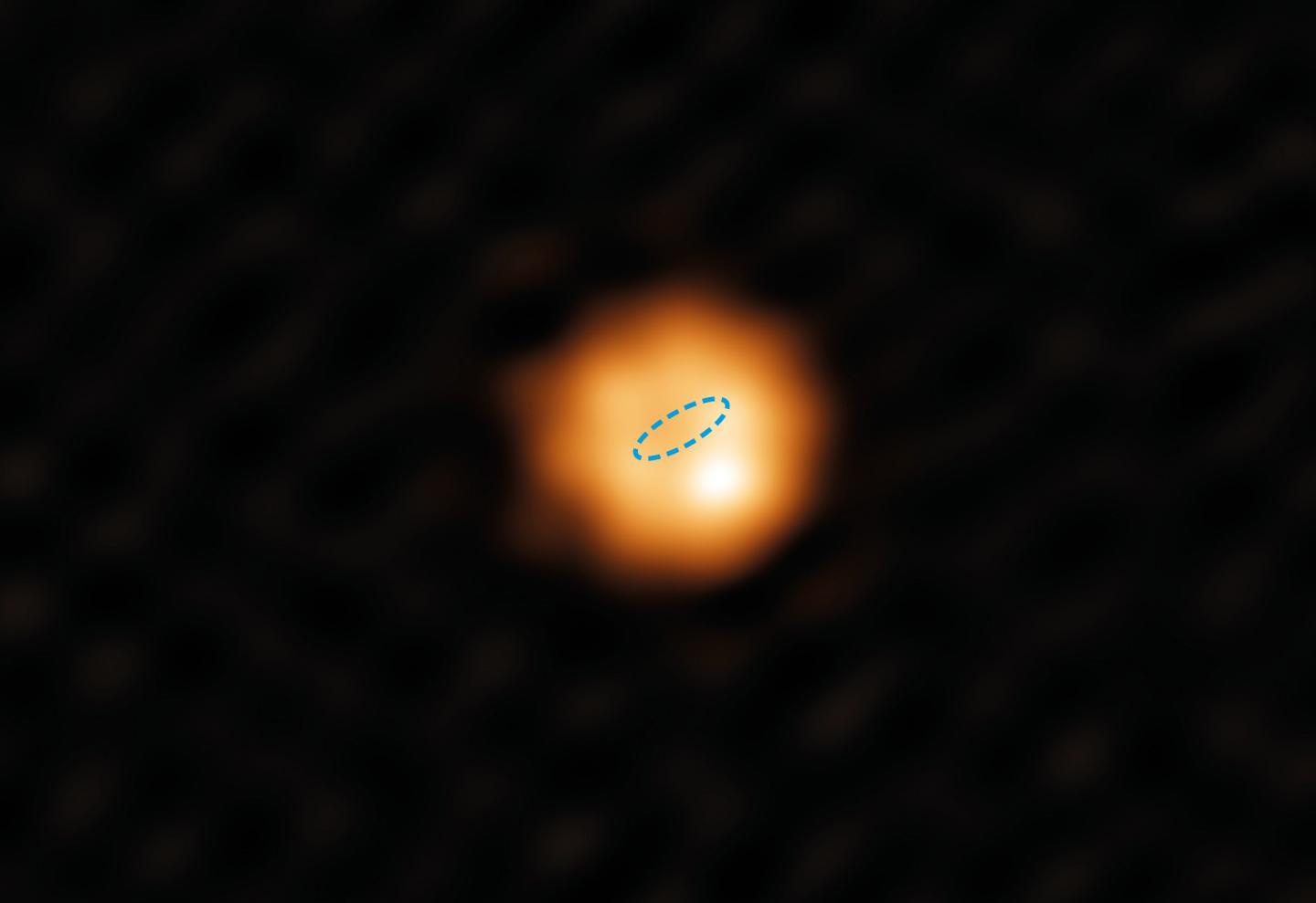 The Sharpest Image Yet of a Red Giant Star
