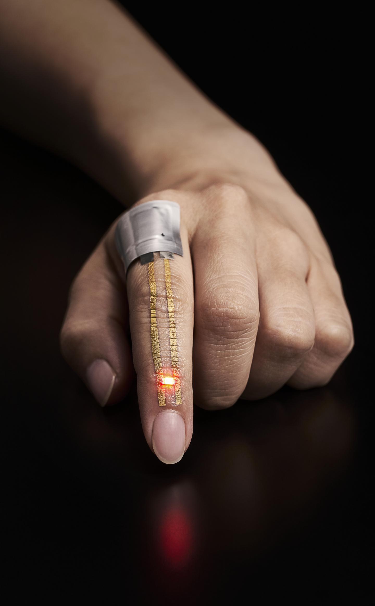 Japanese researchers develop ultrathin, highly elastic skin display