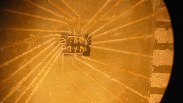 Device under microscope