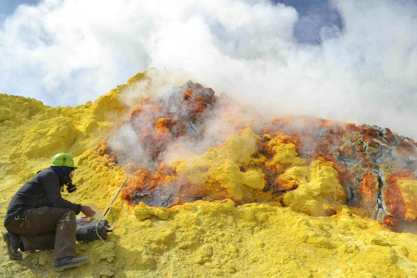 Volcanic Gas Sampling, Chile