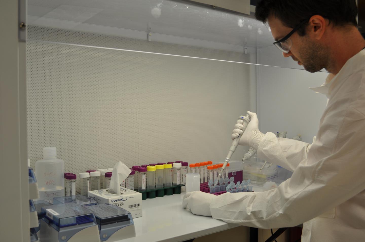 Ph.D. student Joshua DeBord, University of Miami Rosenstiel School of Marine & Atmospheric Science