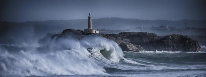 Crashing Waves