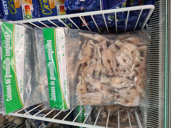 Frozen frogs’ legs on sale in [IMAGE] | EurekAlert! Science News Releases