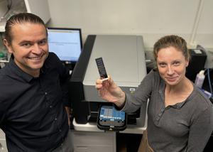 Dr. Bekim Sadikovic and Jen Kerkhof, Senior Laboratory Technologist, Molecular Genetics, in the lab where samples are analyzed.