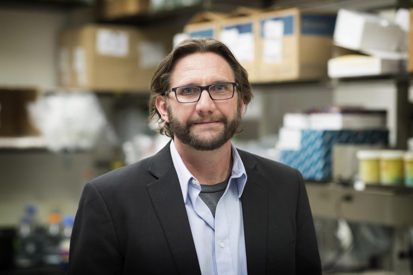 Brain Discovery Explains a Great Mystery Of Alzheimer's, Parkinson's