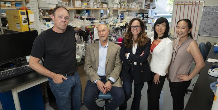 Program director Nadia Carlesso, Ph.D., City of Hope’s chair of stem cell biology and regenerative medicine and co-program director John Termini, Ph.D., professor of cancer biology and molecular medicine at City of Hope and the laboratory team