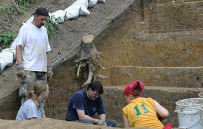Poverty Point Excavation (1 of 2)