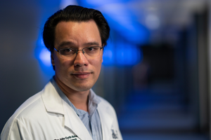 Dr Simon Jiang