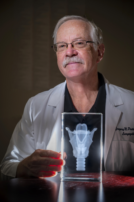 Smaller breathing tubes are better when intubating singers, everyone