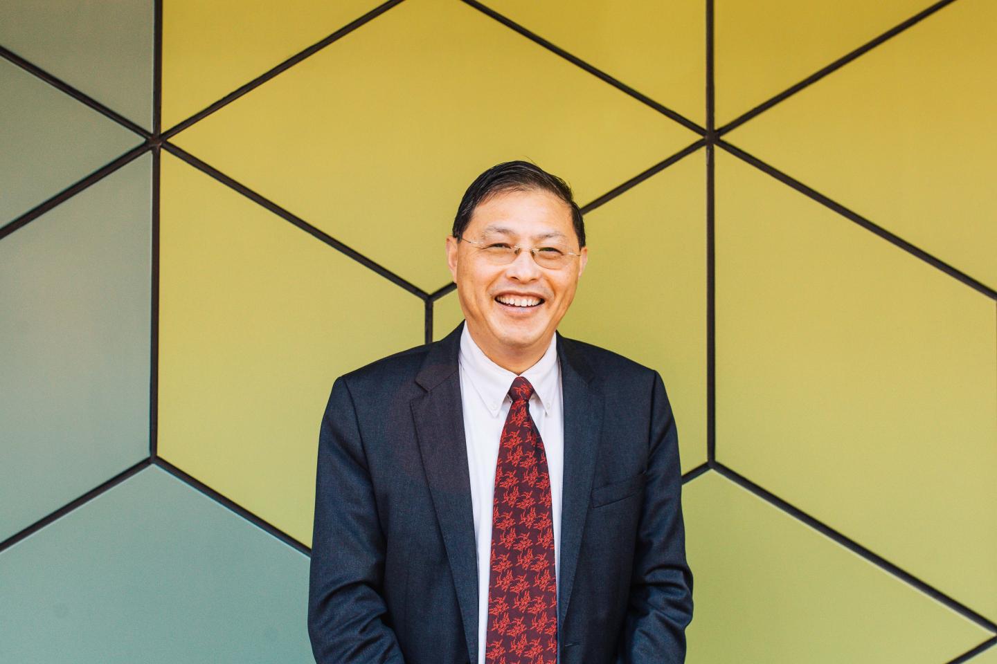 Distinguished Professor Min Gu, RMIT University 