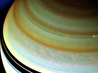 Strong Jet on Saturn in False Colors