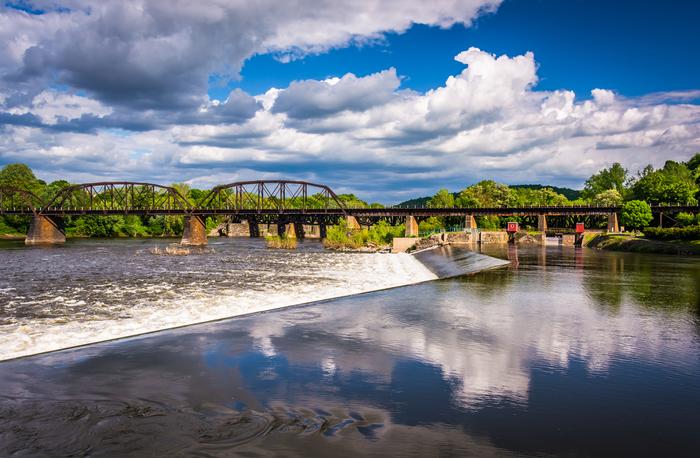 Non-powered dam