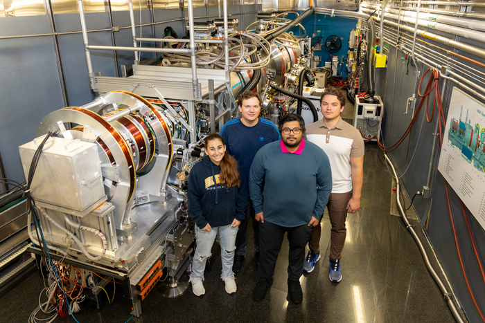 UWindsor students at ORNL's Neutron Spin Echo instrument