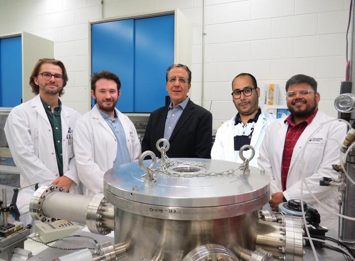 Professor El Khakani and his team in their INRS laboratory.