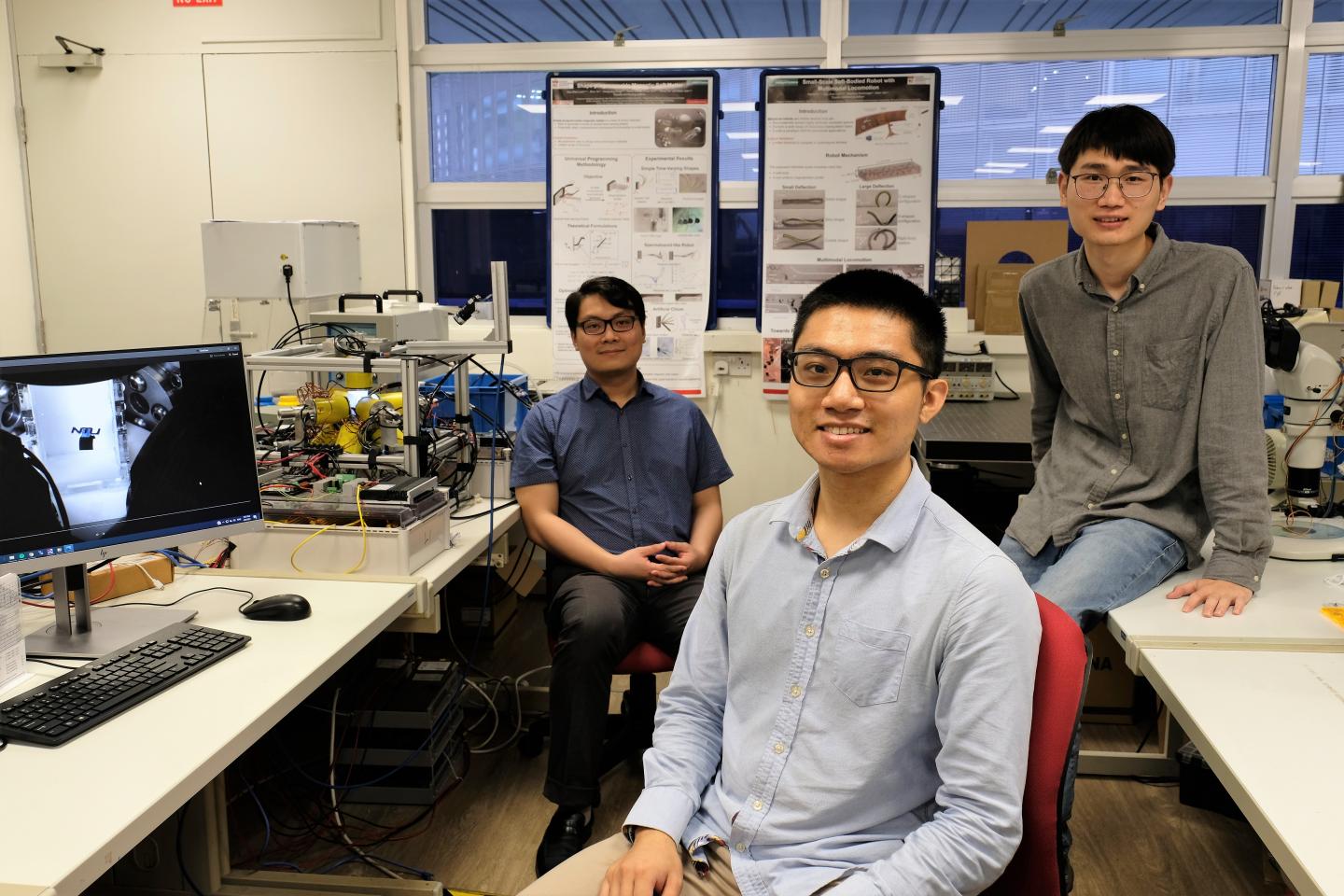NTU Singapore Scientists Make Highly Maneuverable Miniature Robots Controlled by Magnetic Fields