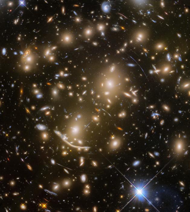 Galaxy cluster Abell 370