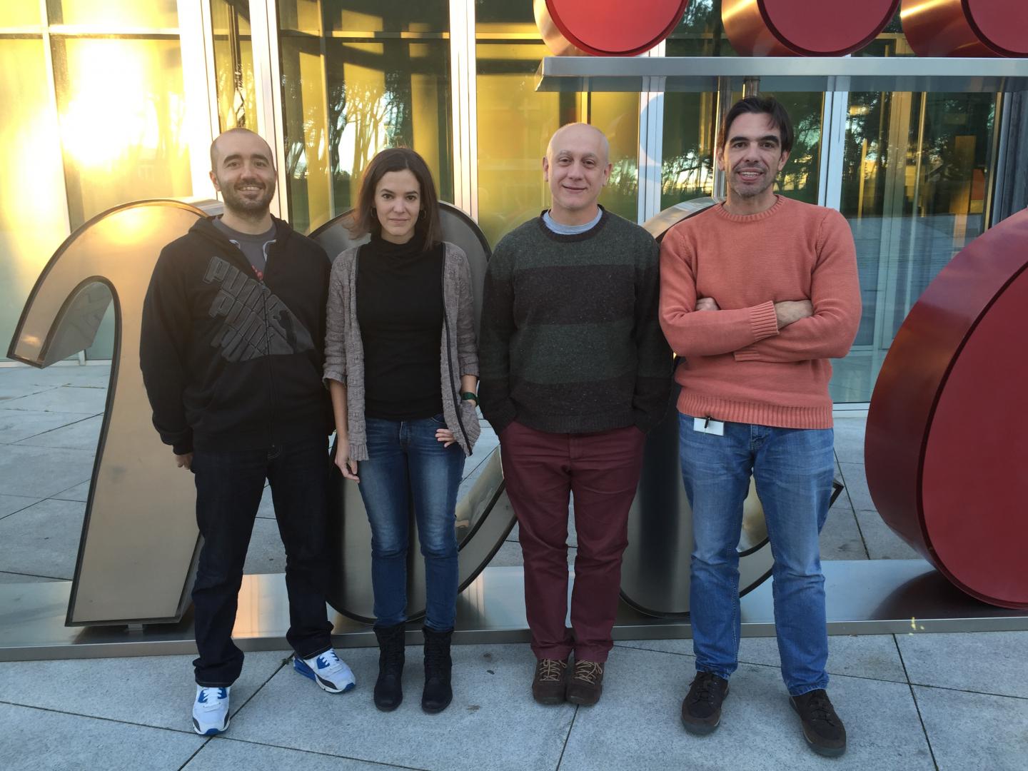 And&eacute;s Hidalgo and Magdalena Leiva 