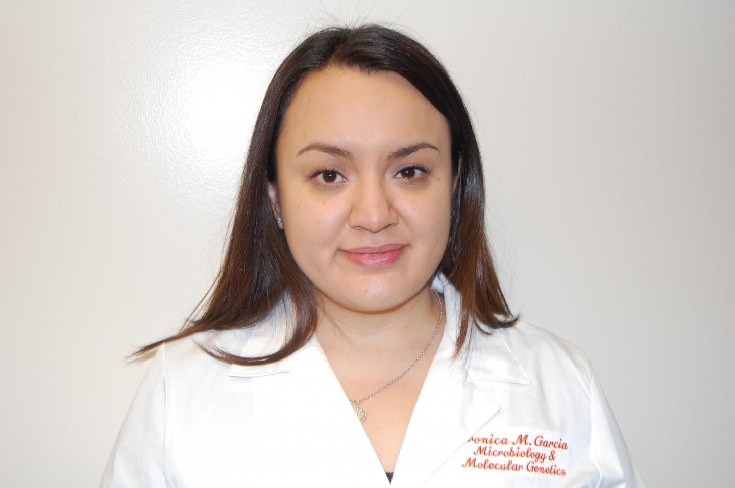 UT grad student Veronica Garcia awarded micro | EurekAlert!