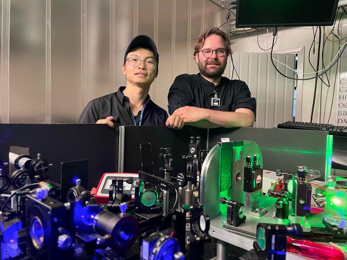 Researchers Mikael Reponen and Zhuang Ge from the Department of Physics of the University of Jyväskylä