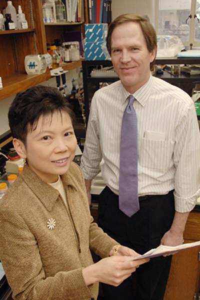 Drs. Wanpen and Shaul, UT Southwestern Medical Center