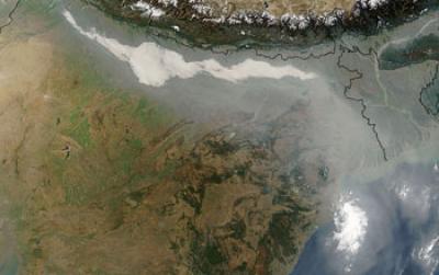 Thick Haze and Smoke along the Ganges Basin in Northern India