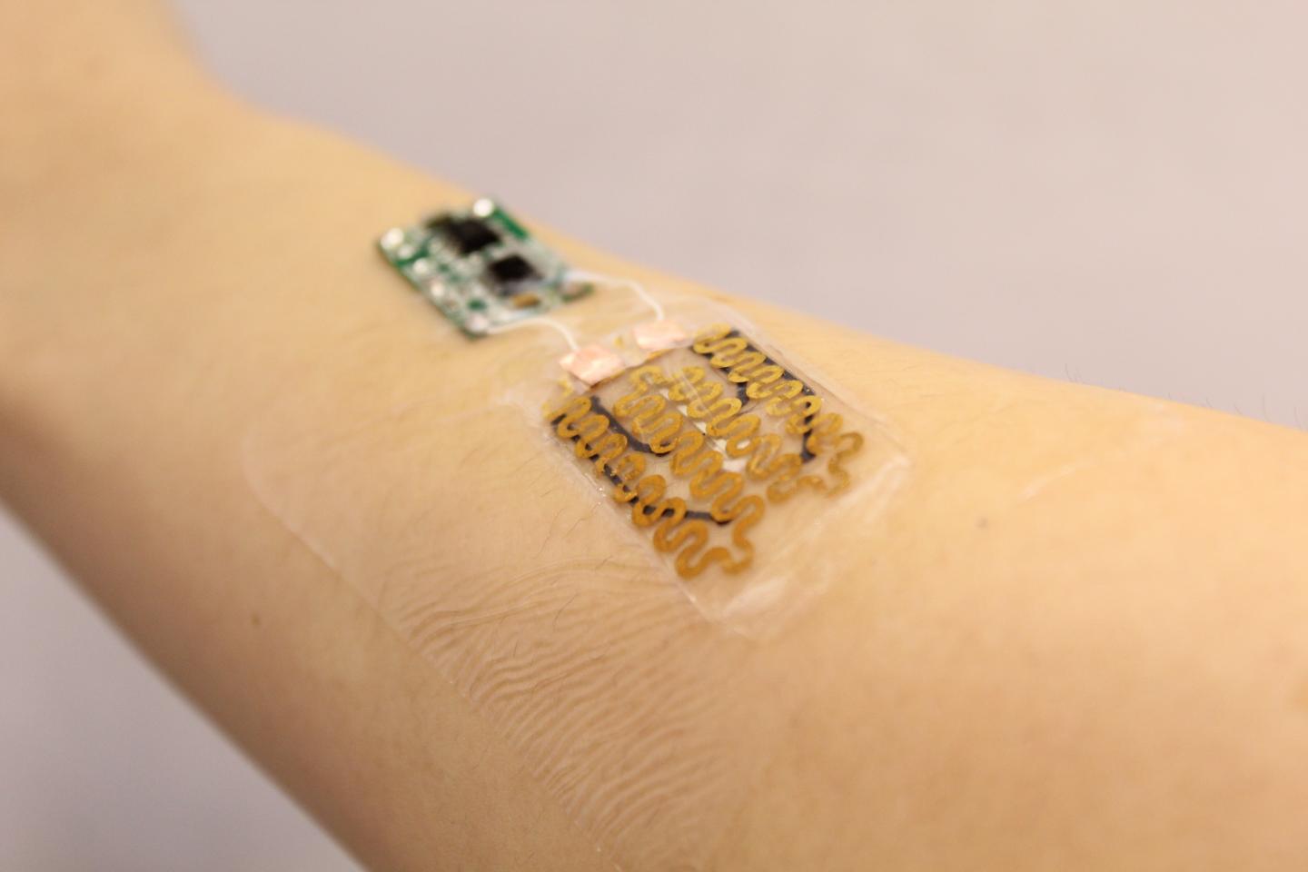 Smart Bandage with Sensors and Microprocessor