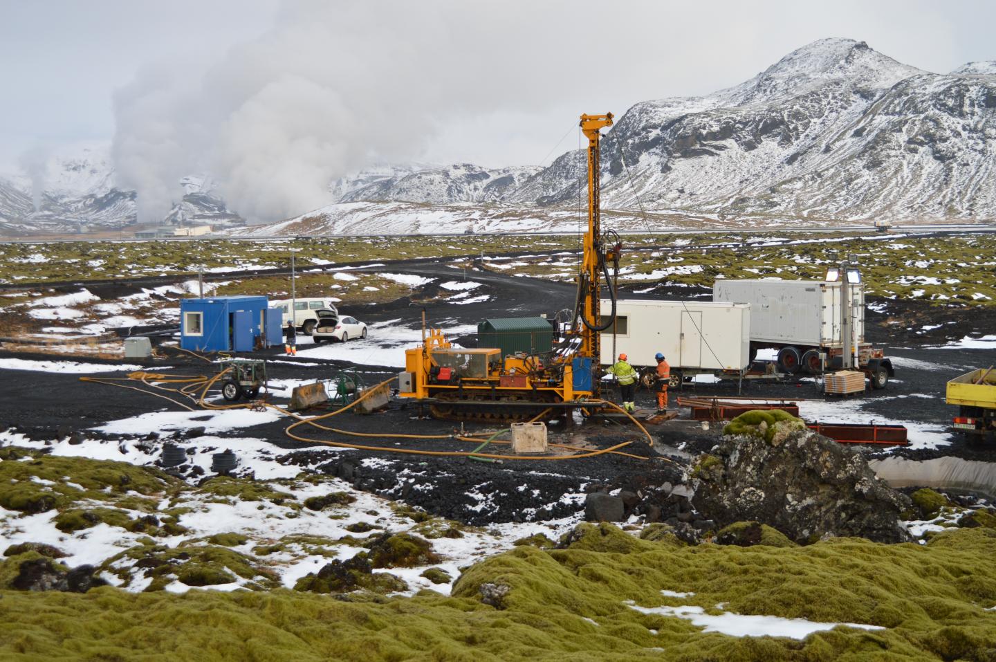 Basaltic Rocks in Iceland Effective Sinks for Atmospheric Carbon Dioxide