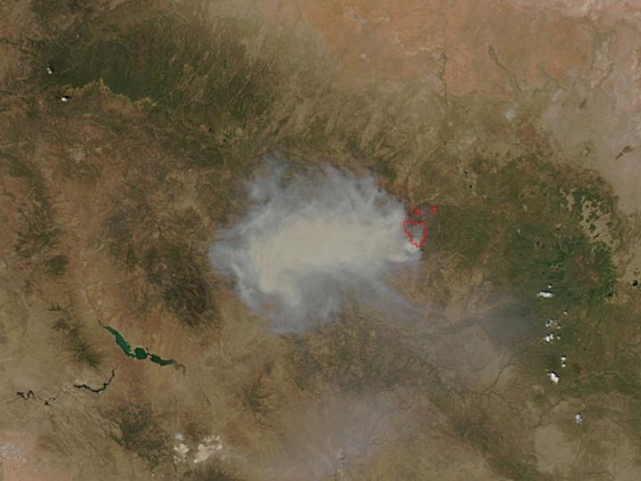 Cedar Fire in Arizona Continues to Spread