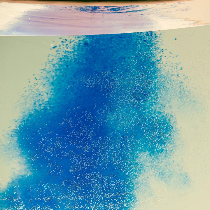 Argonne Invents Reusable Sponge (3 of 3)