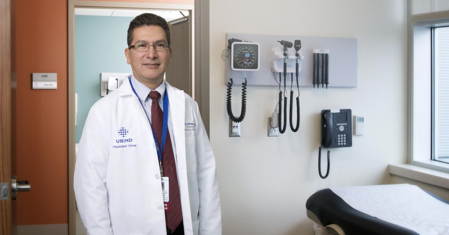 Oscar Gomez-Duarte of the Jacobs School of Medicine and Biomedical Sciences at UB