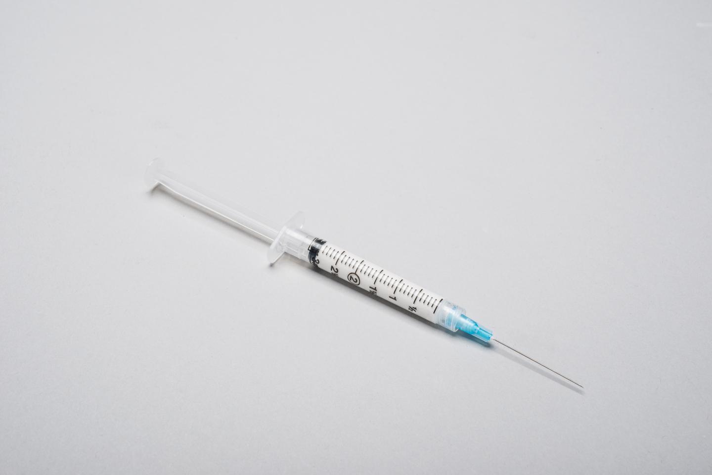 Syringe Filled with 3 mL of Long-acting Cabotegravir