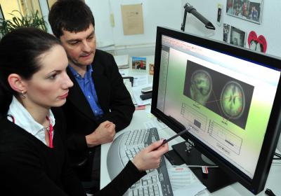 Maria Richter and Professor Dr. Thomas Weiss, Friedrich-Schiller-Universität Jena