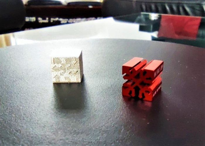 The two Singapore artworks which are in the Moon Gallery