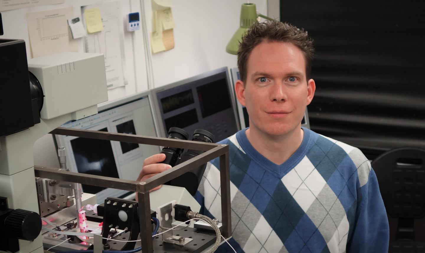 Dr. Simon Hennig, Bielefeld University