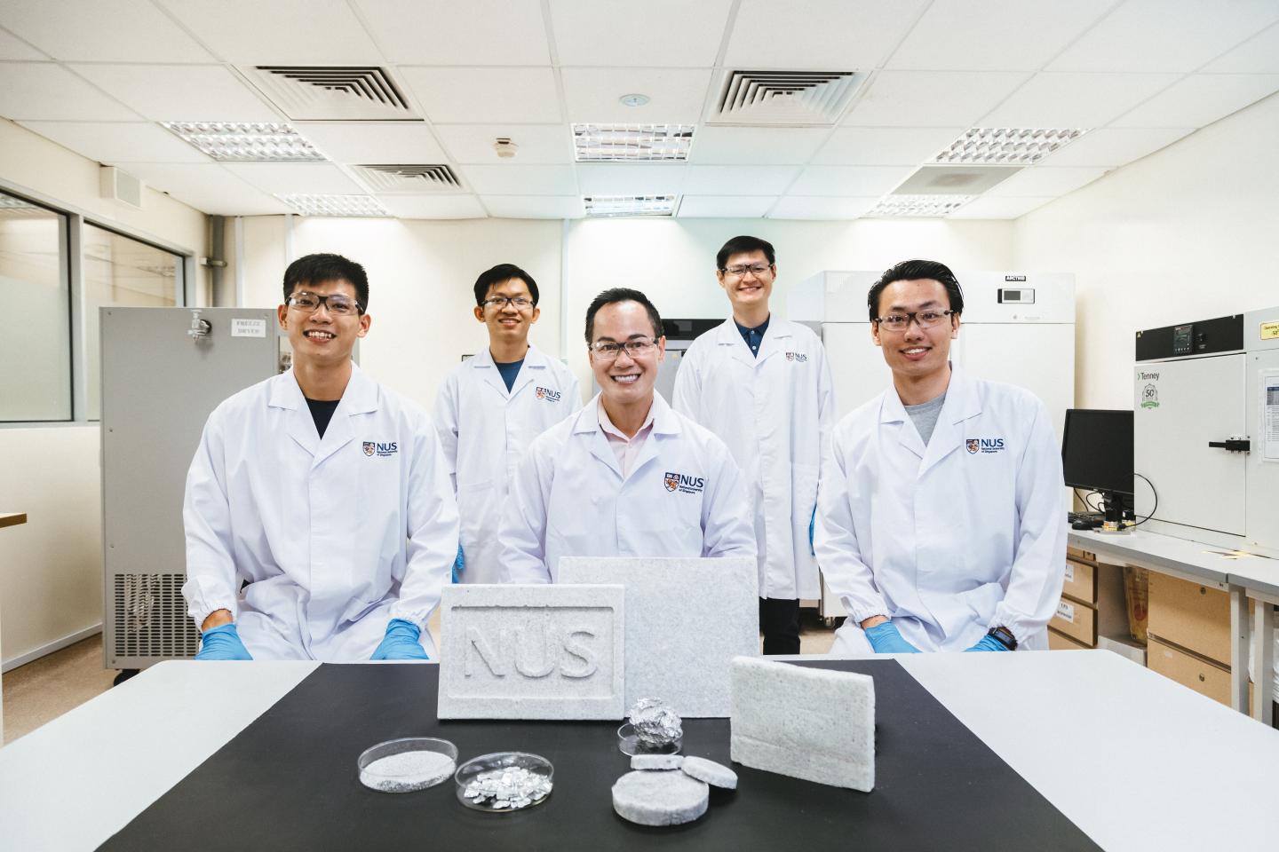 NUS Research Team Upcycle Metal Waste into Multi-Functional Aerogels