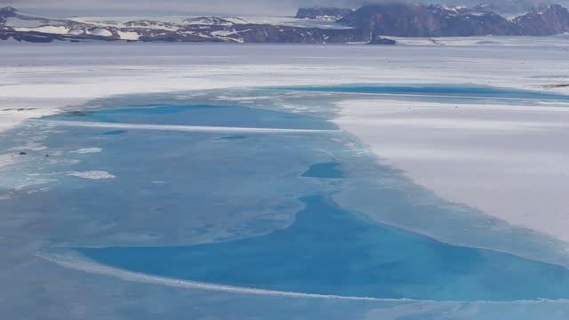 Water Channels Beneath Ice Shelves Responsible for Fractures and Shelf Weakening (7 of 9)